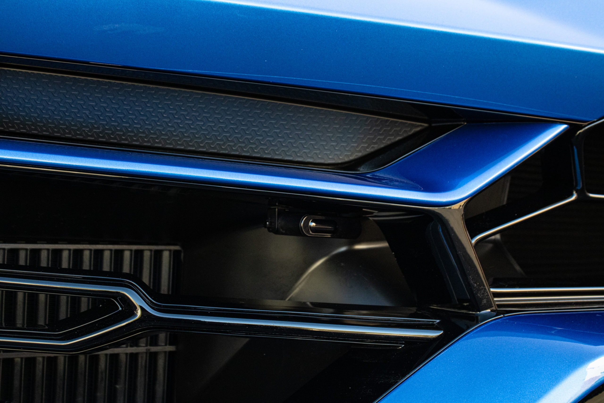lamborghini-urus-3-scaled