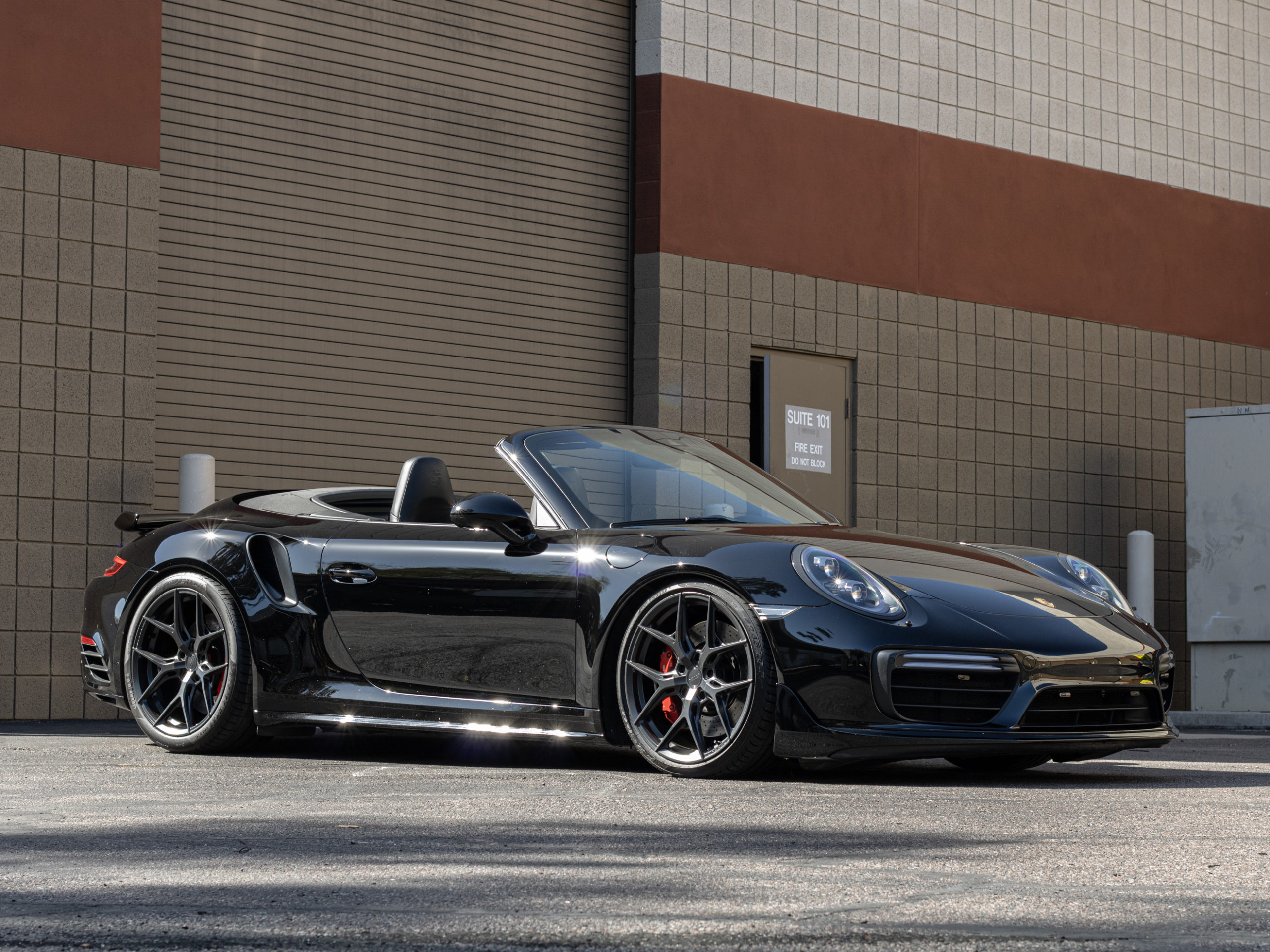 porsche-911-turboSCabriolet-1-scaled