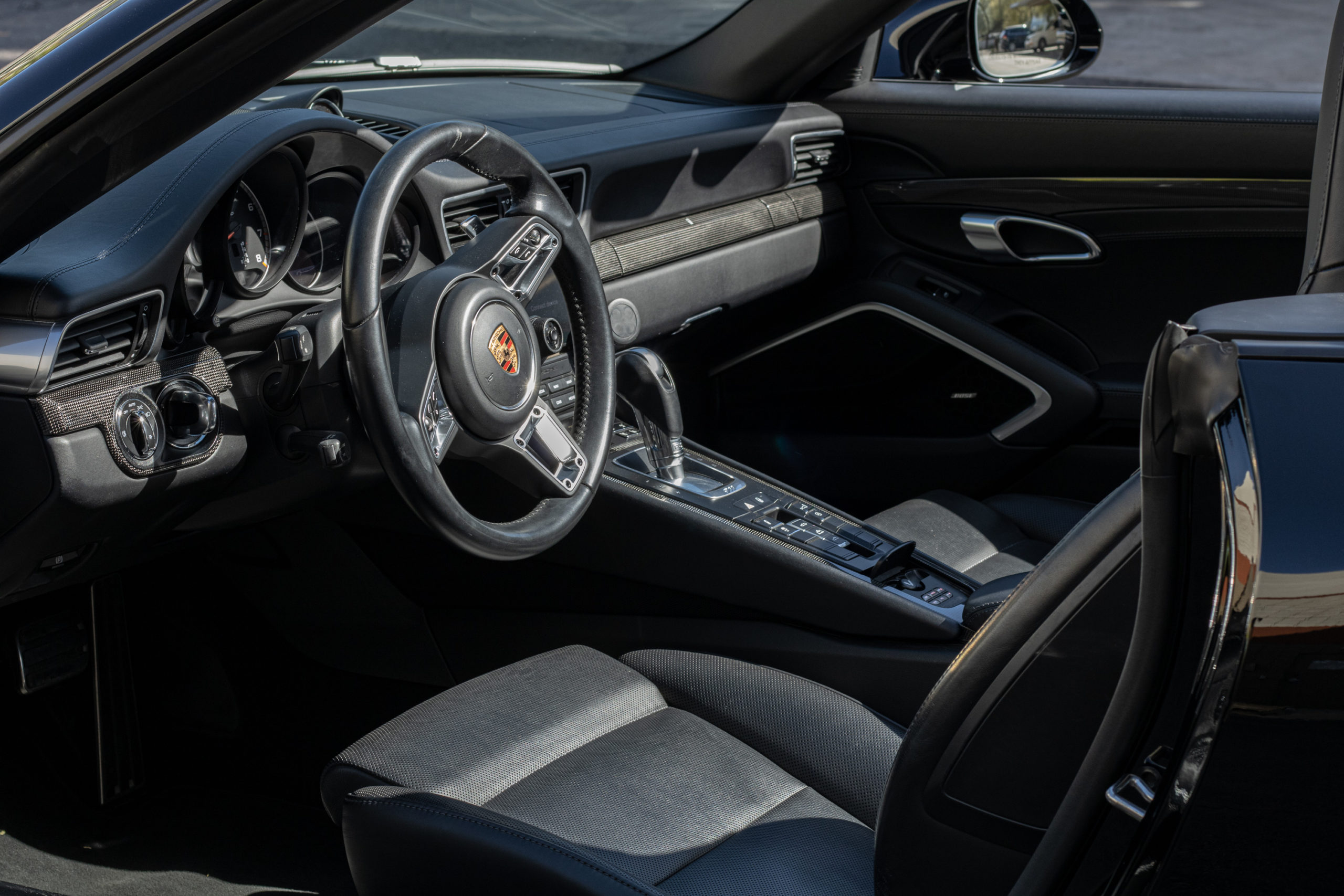 porsche-911-turboSCabriolet-12-scaled