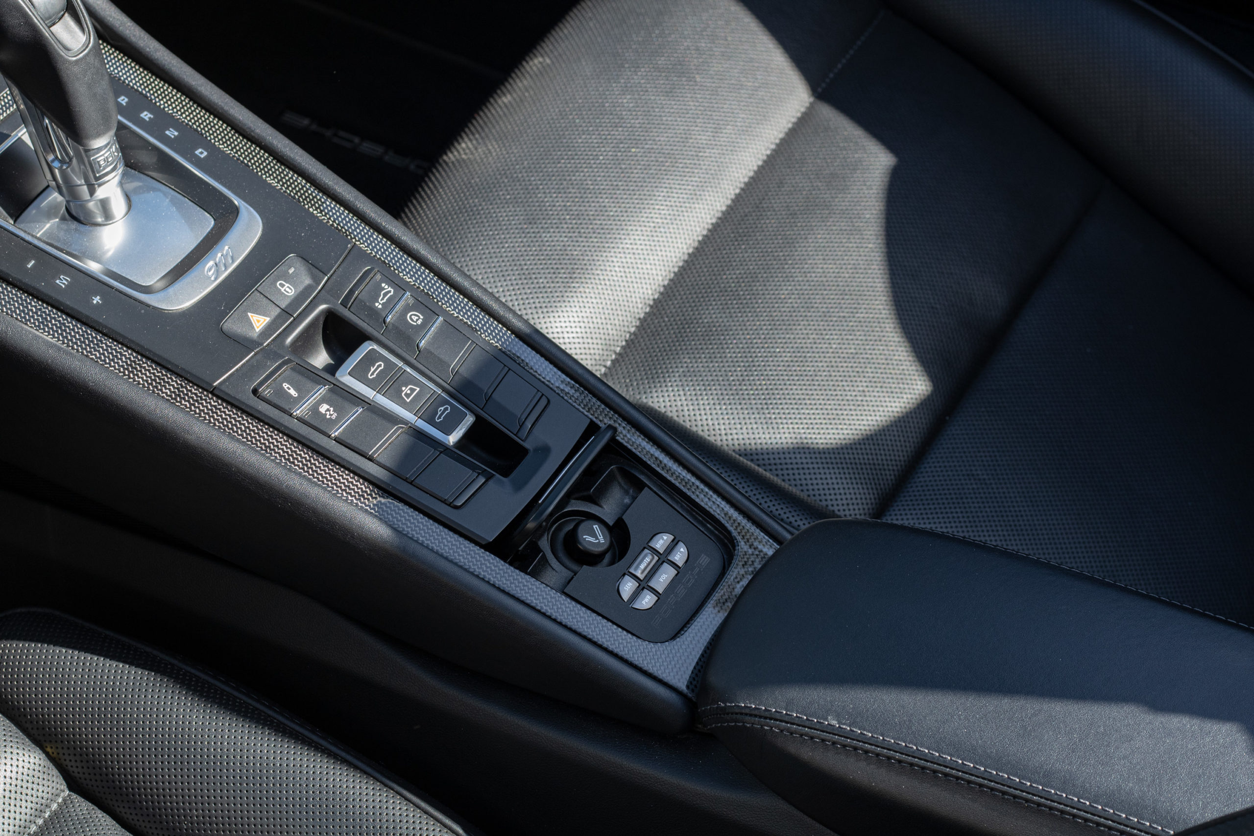 porsche-911-turboSCabriolet-8-scaled