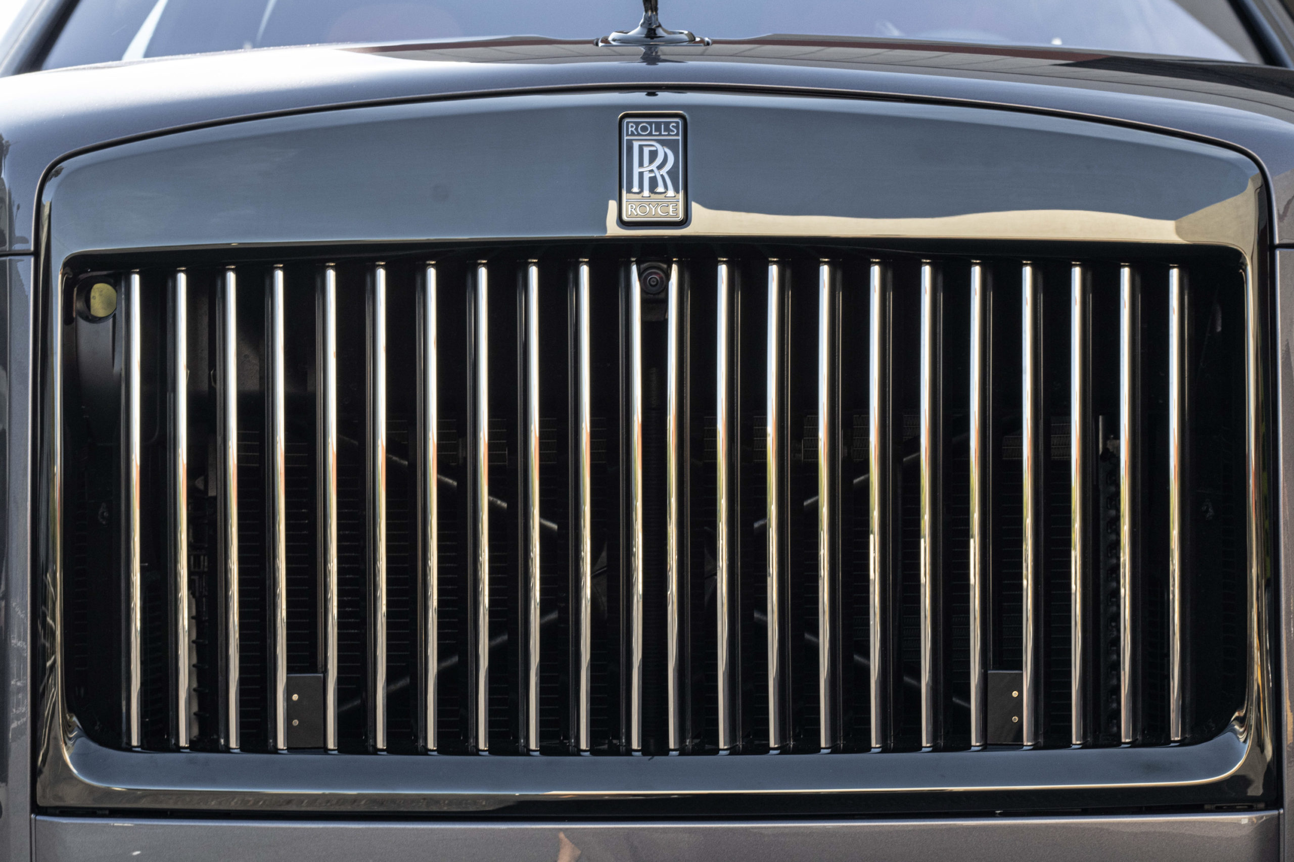 rollsRoyce-cullinan-2023-5-scaled
