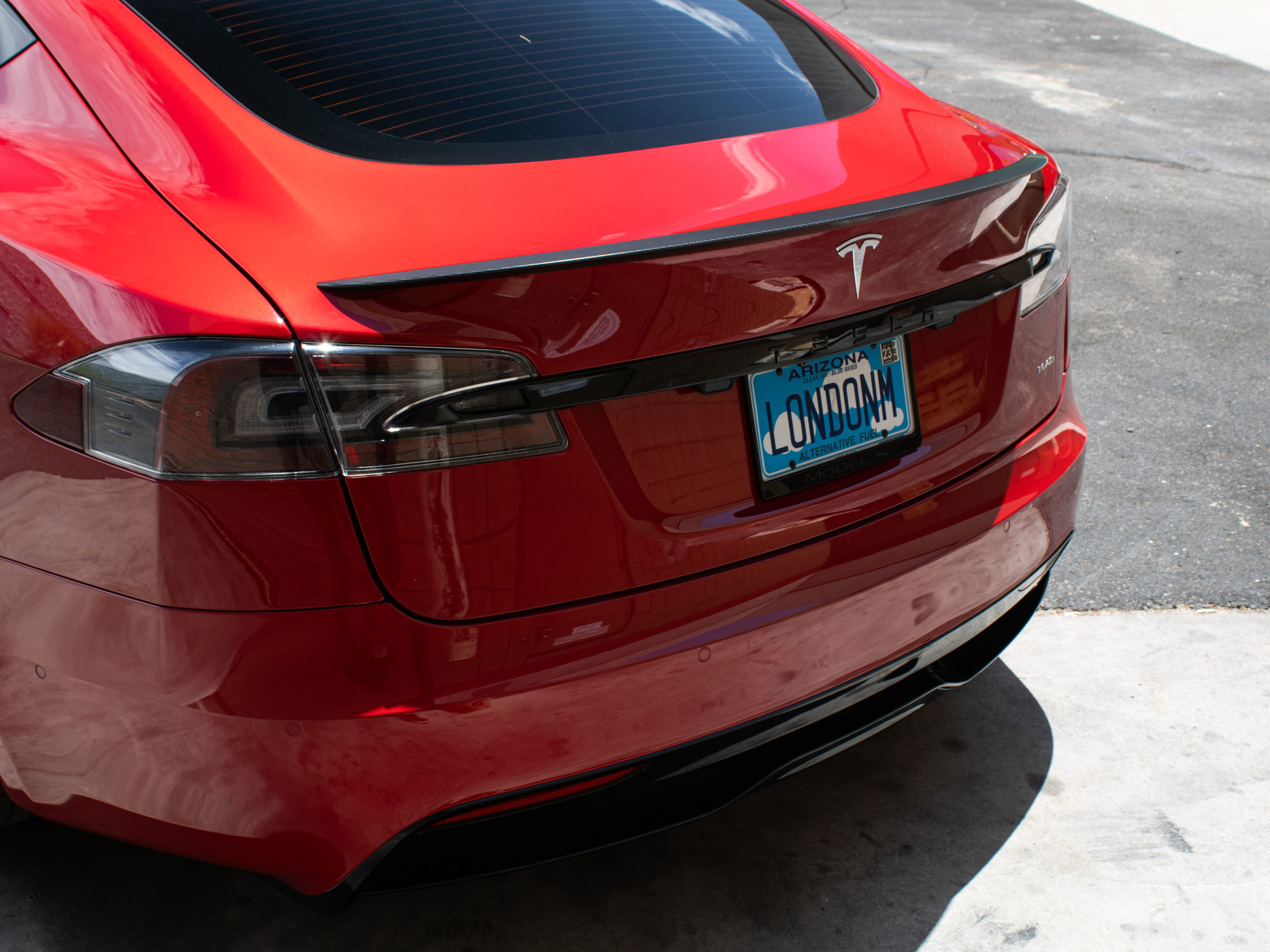 tesla-modelSPlaid-2023-7-scaled